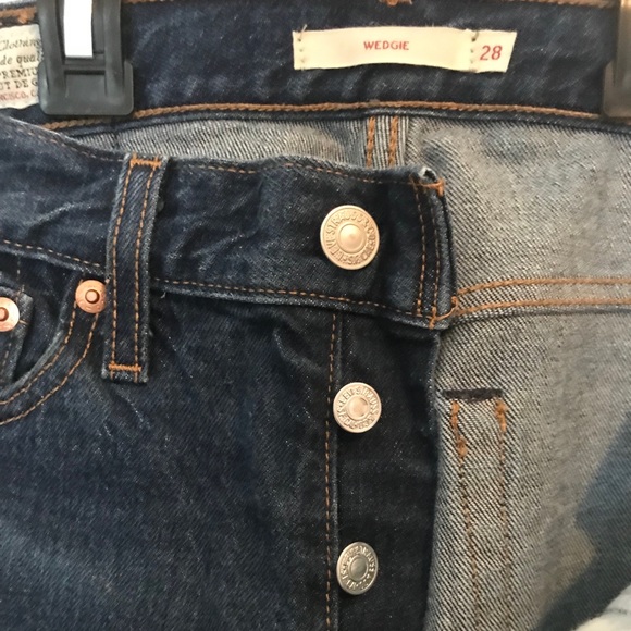 Levi’s Wedgies size 28 - Picture 1 of 5